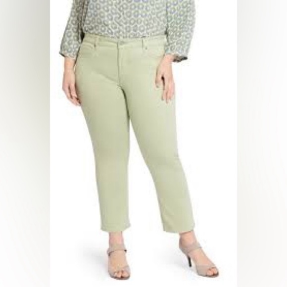 Soft Green Stretch Jeans L.A Blues Womens Plus Size 20 W Light Khaki Olive Green - Picture 11 of 12